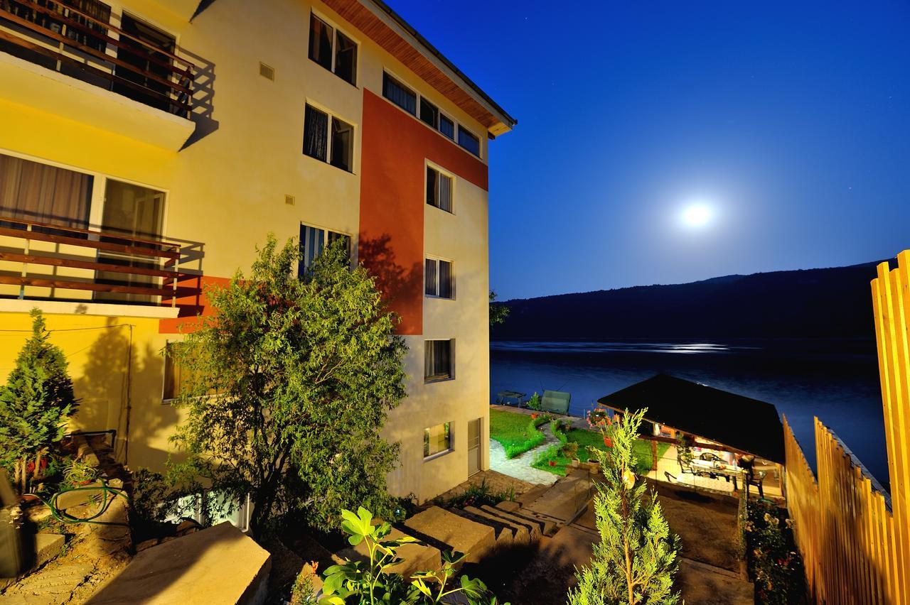 Casa Ana Serena Ieşelniţa Dış mekan fotoğraf