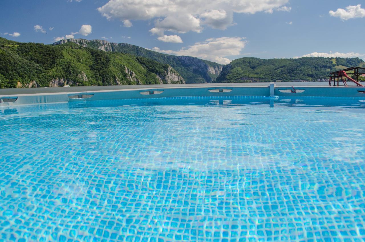 Casa Ana Serena Ieşelniţa Dış mekan fotoğraf